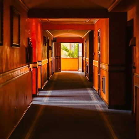 Hotel Europe Cortes Gl