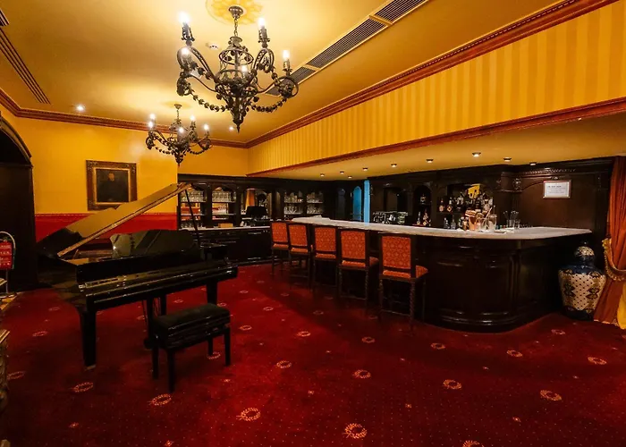 科尔特斯别墅gl欧洲酒店